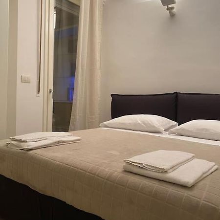 Lauren Apartment Florens Exteriör bild