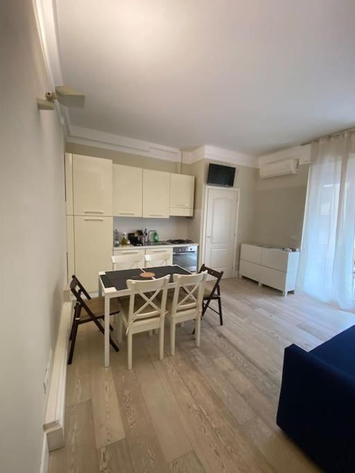 Lauren Apartment Florens Exteriör bild