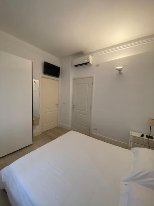 Lauren Apartment Florens Exteriör bild